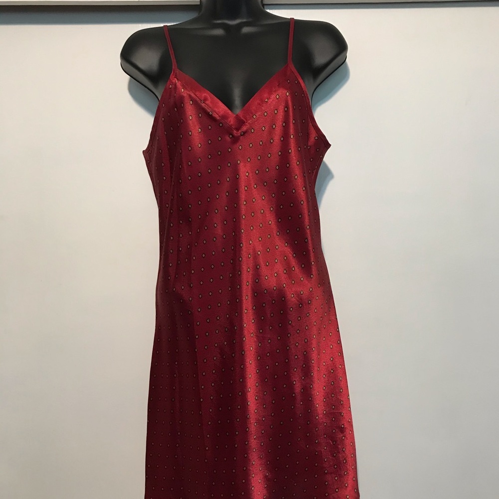 Short robe and matching nightie - Picture 2 of 9